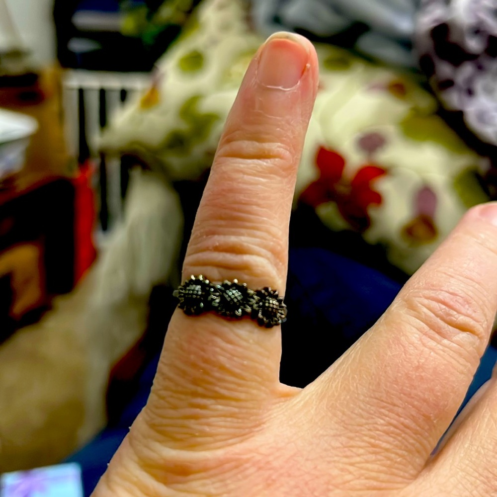 New, Size 5 1/2, Sunflowers, 🌻, Nickel color, Ring